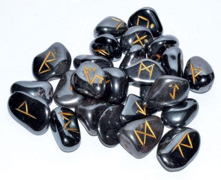 Hematite rune set