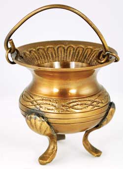 Celtic Brass Cauldron 3\"